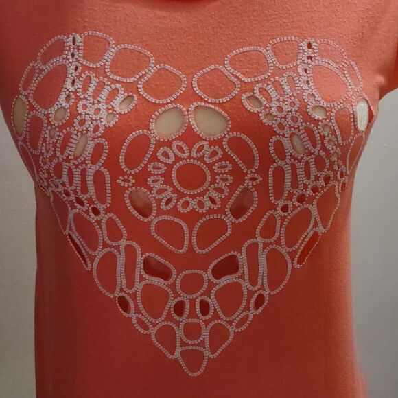 Almost Famous Coral colored top, with peekaboo cutouts, Size S - Picture 2 of 8